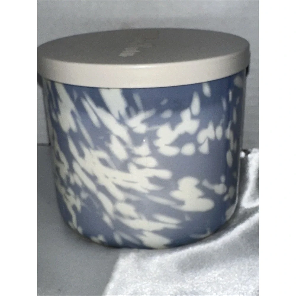 White Barn Caramel Frappuccino 3 Wick Scented Candle 14.5 oz Bath & Body Works